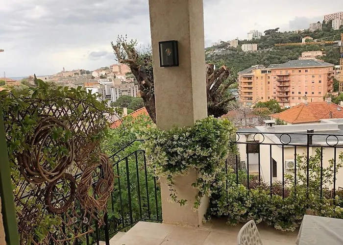 Dans Avec Jardin Privatif *