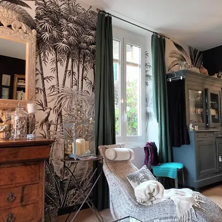 Dans Avec Jardin Privatif Apartament *