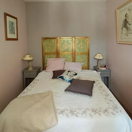 Dans Avec Jardin Privatif Apartment