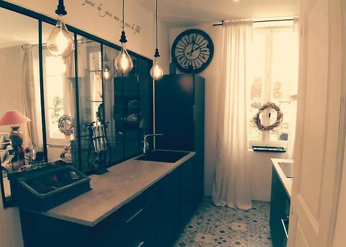 Dans Avec Jardin Privatif Lejlighed